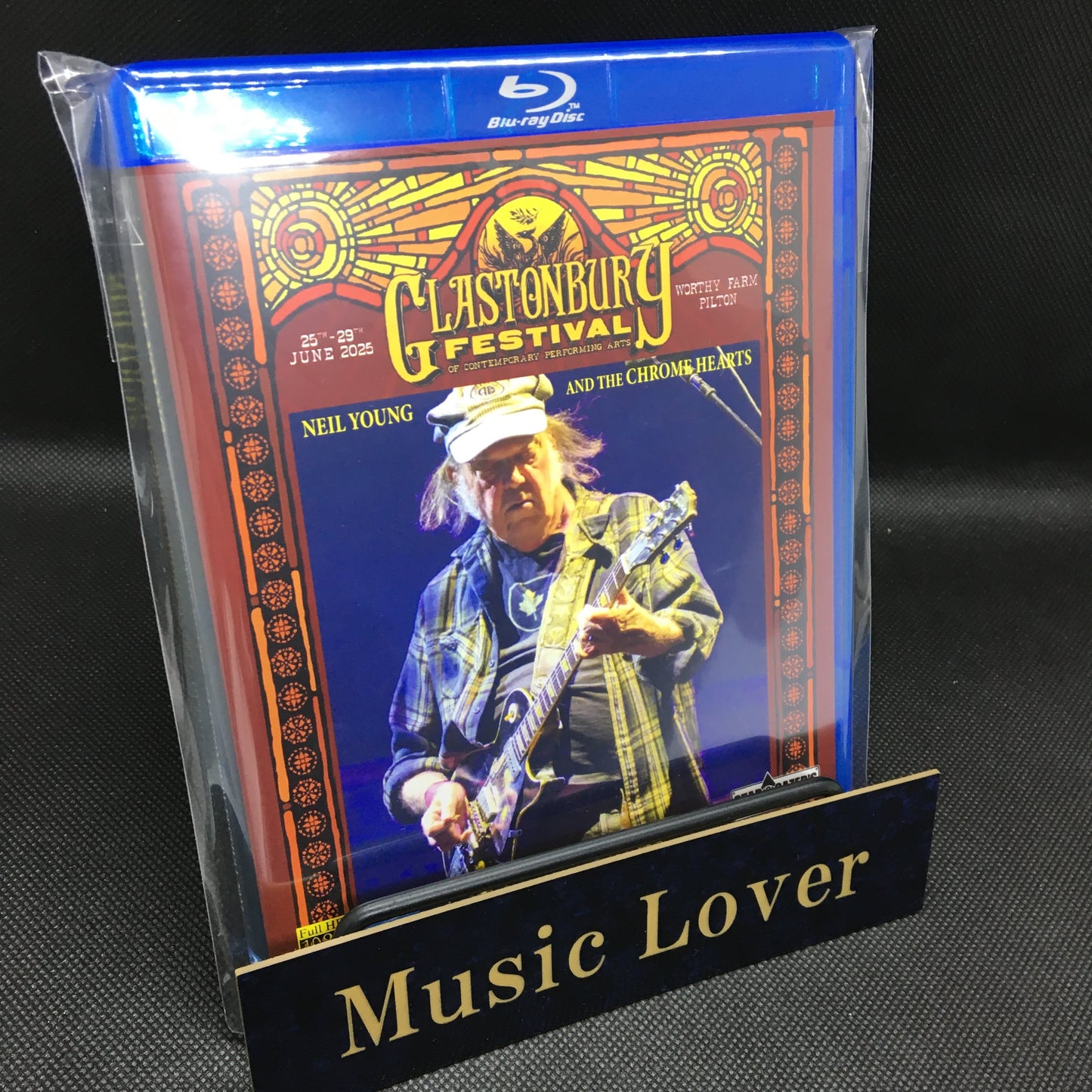 NEIL YOUNG AND THE CHROME HEARTS / GLASTONBURY FESTIVAL 2025 PRO SHOT (1BDR)