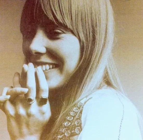 Joni Mitchell / Save James Bay Benefit Concert 1973 Newport Folk Festival 1969 STEREO SOUNDBOARD (1CDR)