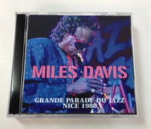 Load image into Gallery viewer, MILES DAVIS / GRANDE PARADE DU JAZZ NICE 1988 SOUNDBOARD (2CDR)
