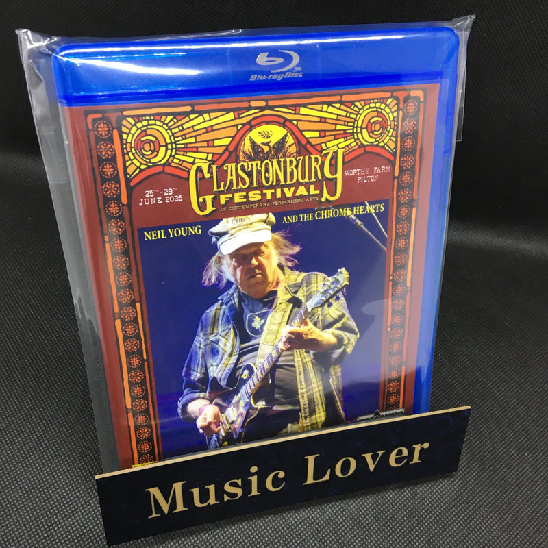 NEIL YOUNG AND THE CHROME HEARTS / GLASTONBURY FESTIVAL 2025 PRO SHOT (1BDR)