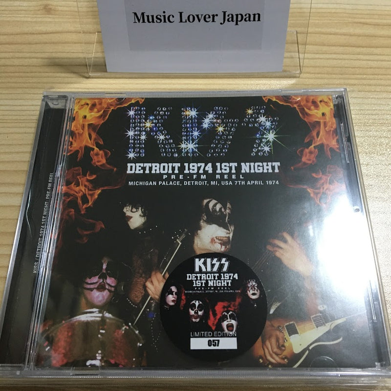 KISS / DETROIT 1974 1ST NIGHT: PRE-FM REEL (1CD+1DVDR)