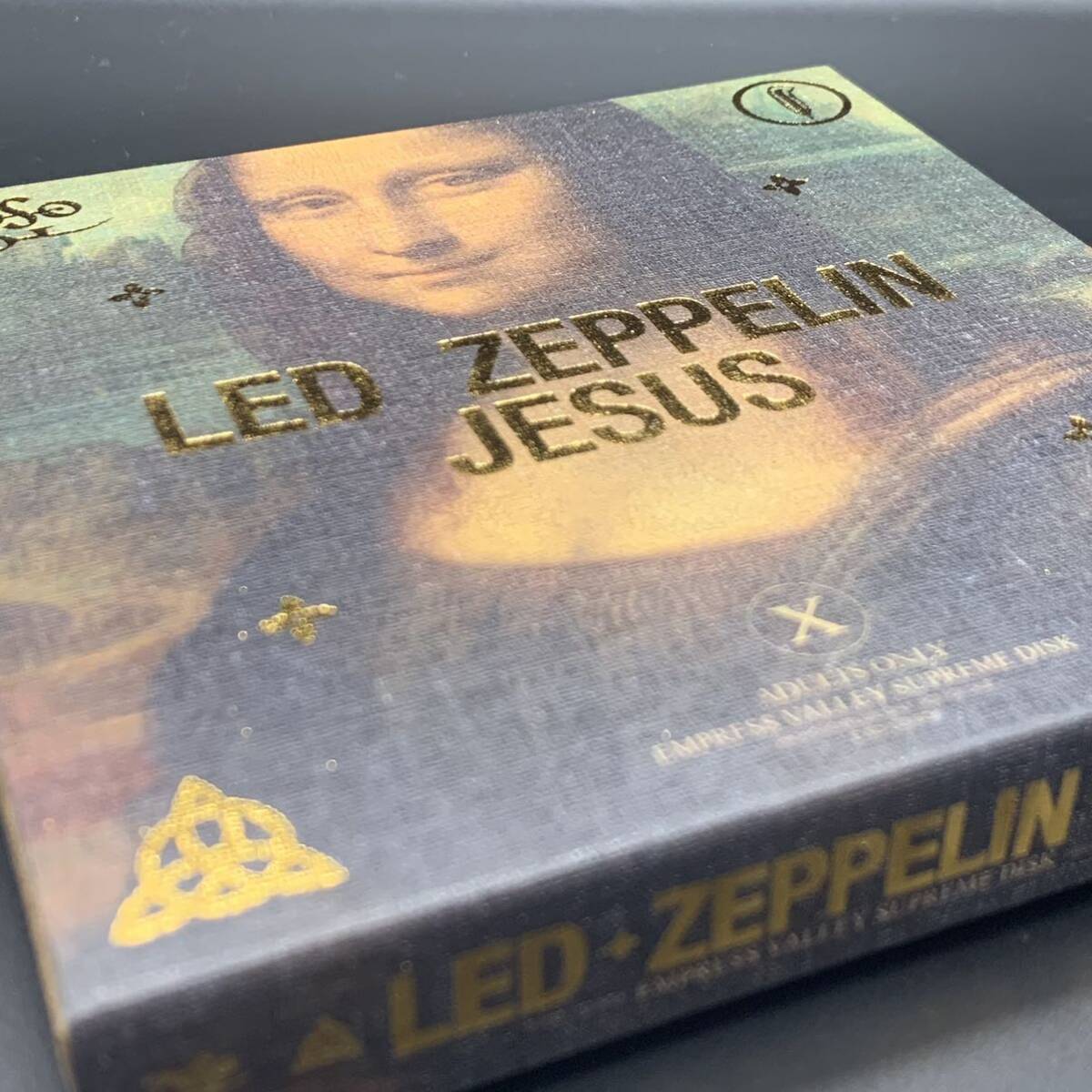 LED ZEPPELIN イスカリオテの黒い薔薇 Jesus RED BOX - 洋楽