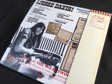 Load image into Gallery viewer, Jesse Davis / The world of Jesse Davis (2CD)
