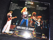 Load image into Gallery viewer, Led Zeppelin / Young Persons Guide 11 Set 31 CD 1975-1977 US Tour Moonchild
